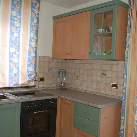 Cesa Sot Bosch Apartment Canazei Room photo